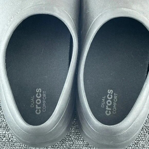 Crocs Adult M8/W10 black slip resistant dual crocs comfort shoes s2210 - Picture 3 of 10